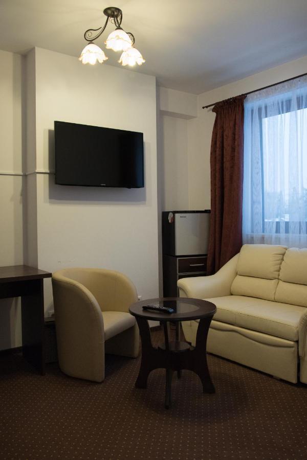 Hotel Hensch Łódź Esterno foto